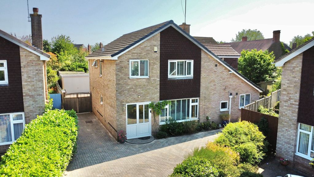 Property photo 1 of 46