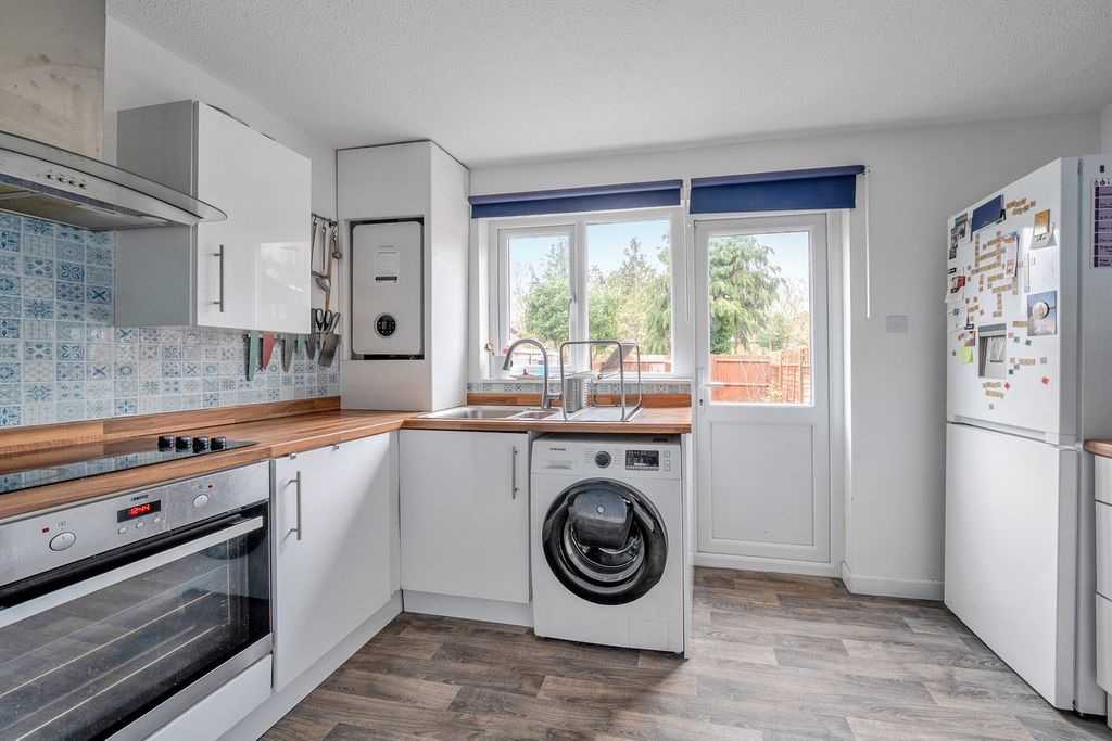 Property photo 3 of 13