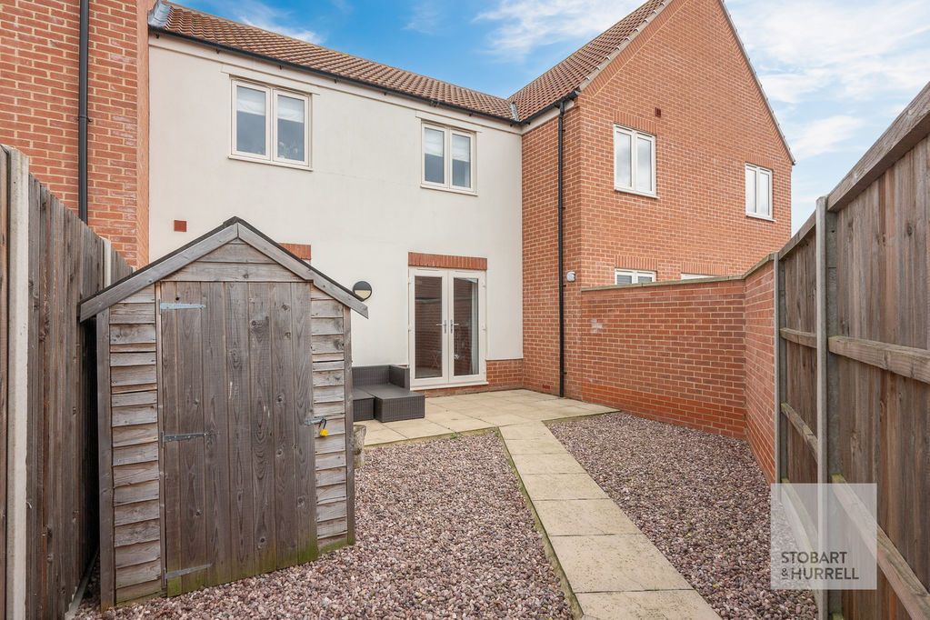 Property photo 2 of 15 Rear