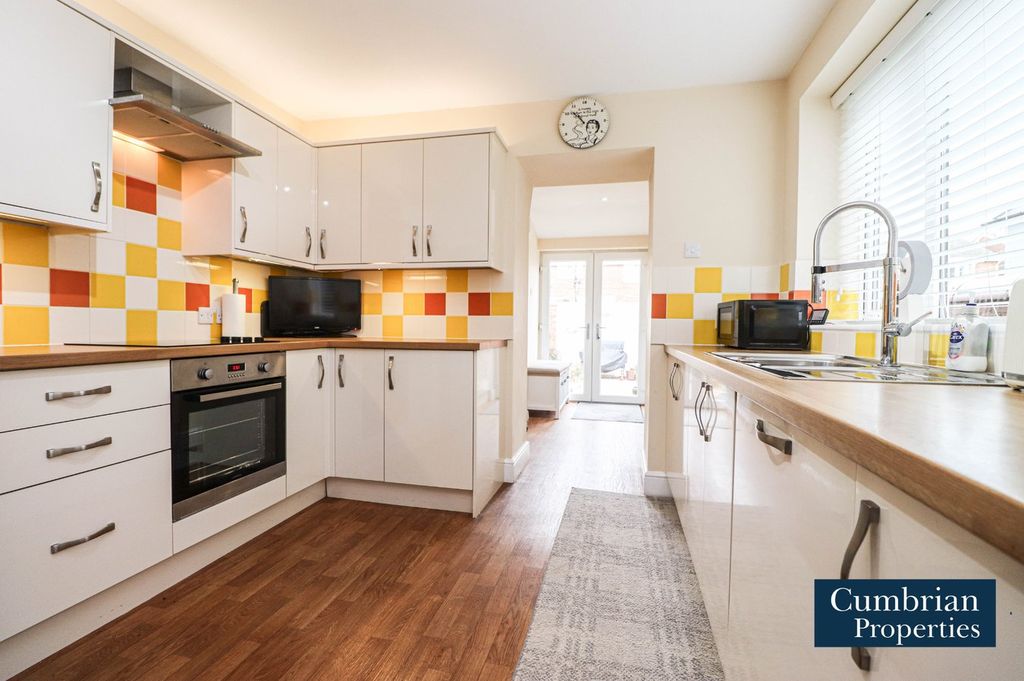 Property photo 2 of 22 Kitchen &amp; Utility