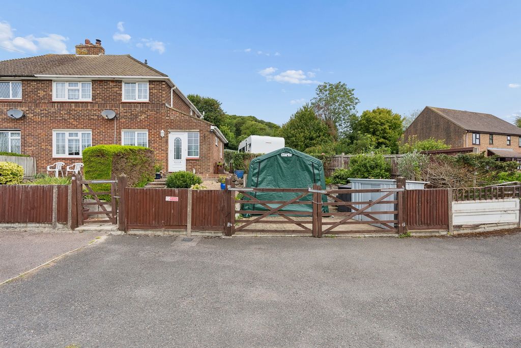 Property photo 3 of 22 Photo 6