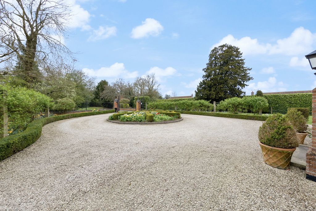 Additional image 6 of 7 bed country house for saleClaybrooke Parva, Lutterworth, Leicestershire LE17
