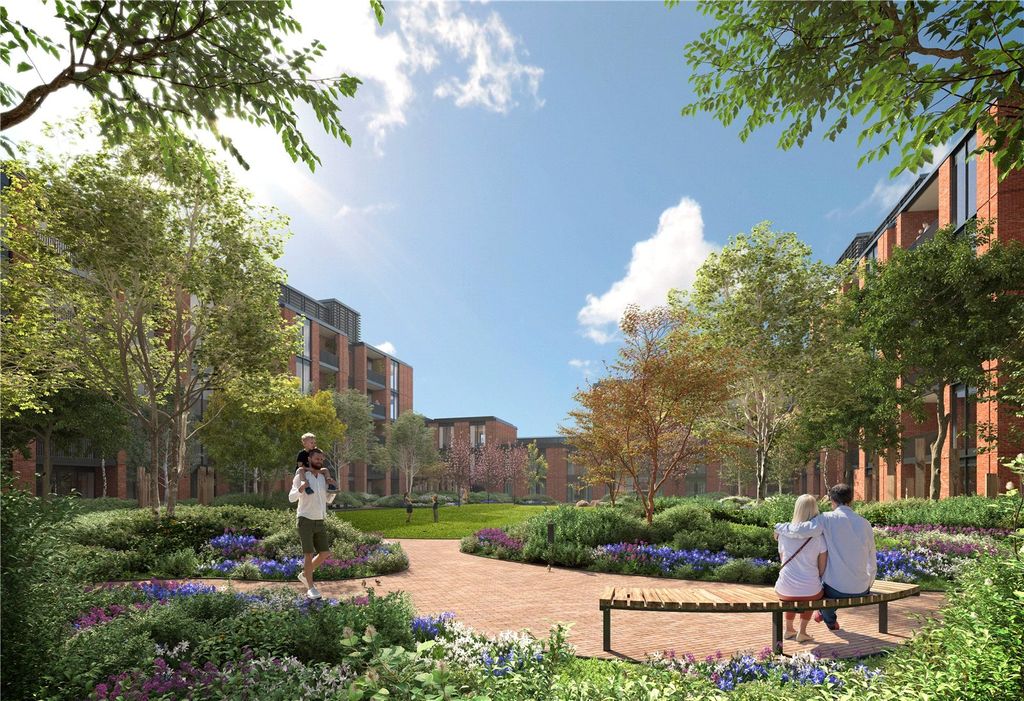 Property photo 3 of 8 Garden