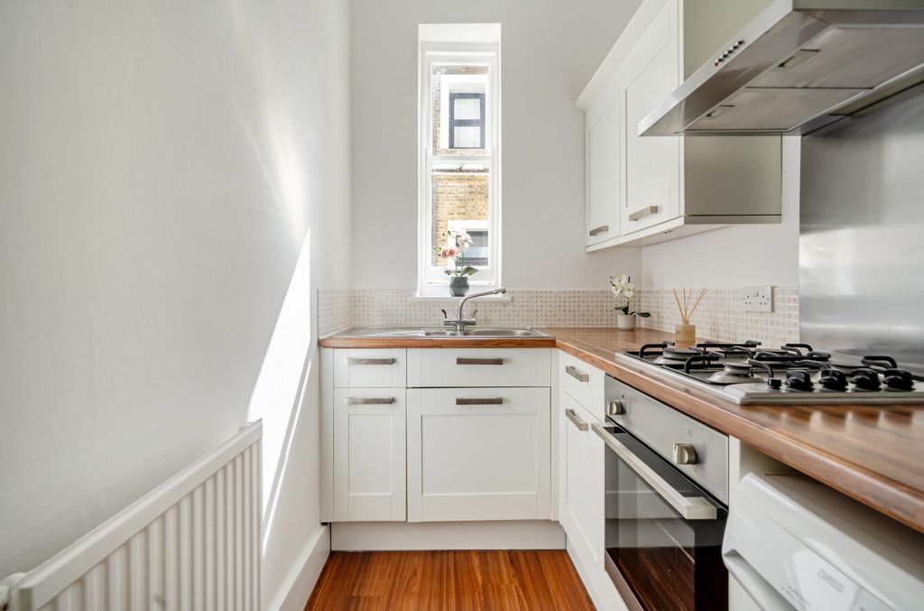 Property photo 3 of 18 1514313-14-1A048c...