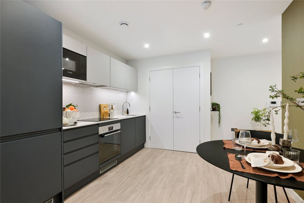 Property photo 2 of 13 Picture No. 03