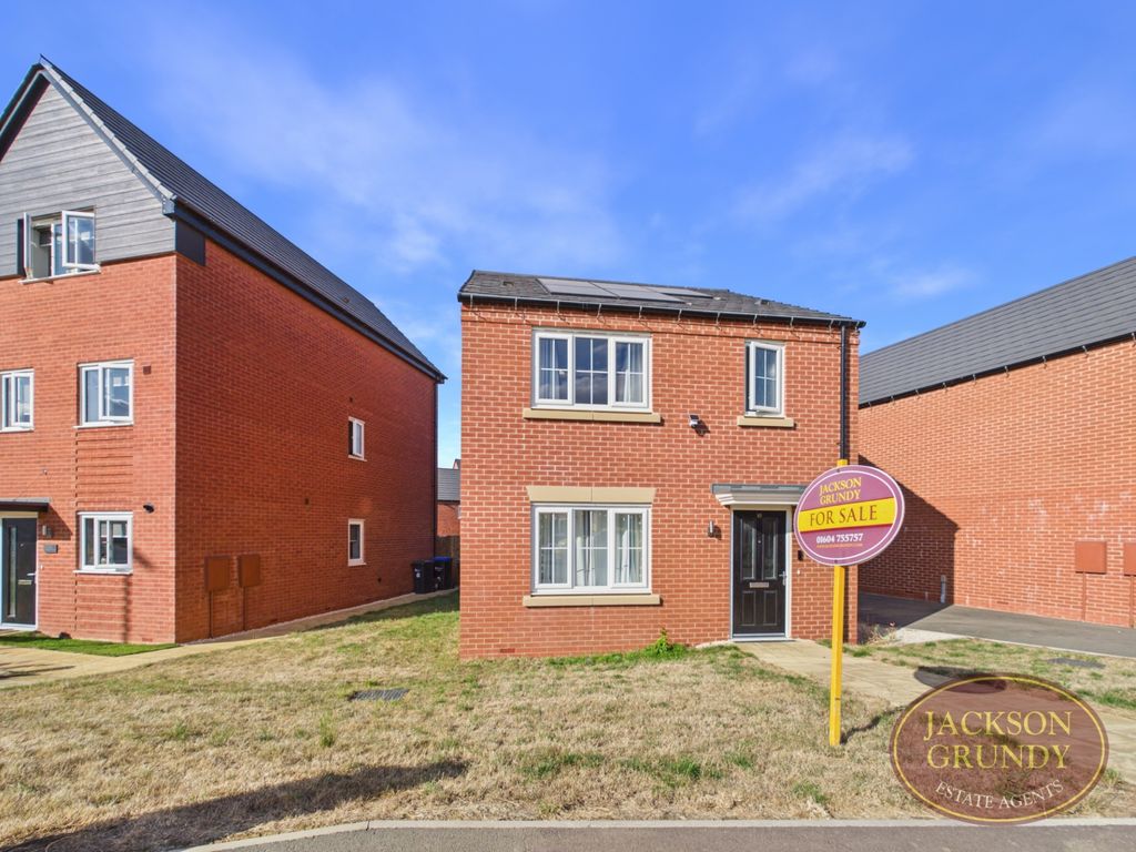 Property photo 1 of 16 Marram Crescent