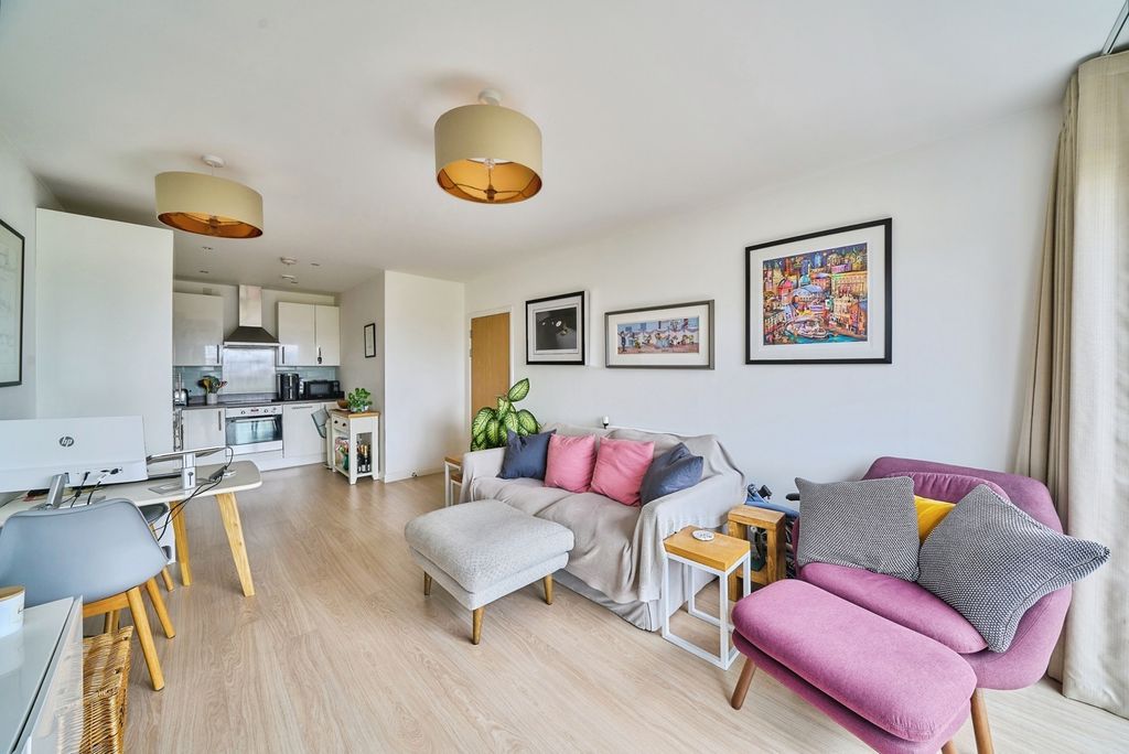 Property photo 1 of 15 Photo