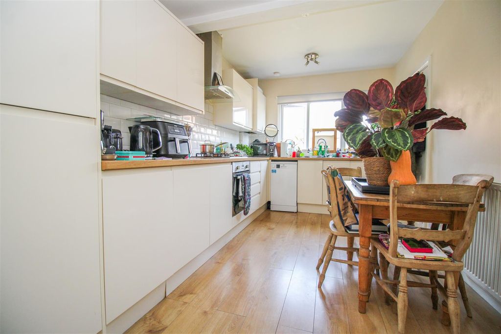 Property photo 2 of 10 Img_6457.Jpg