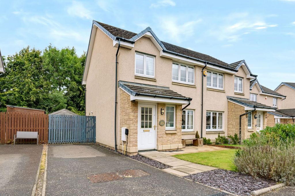 Property photo 1 of 38