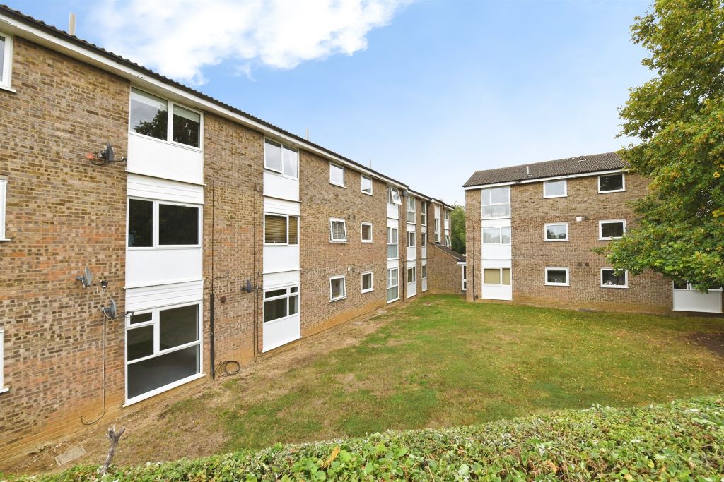Property photo 2 of 13