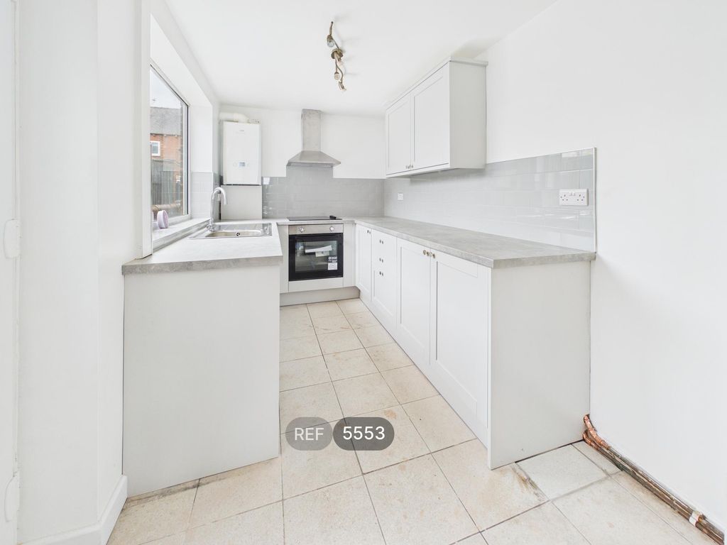 Property photo 2 of 15 Kitchen