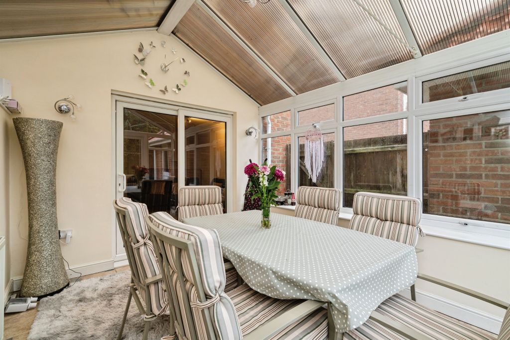 Property photo 3 of 17