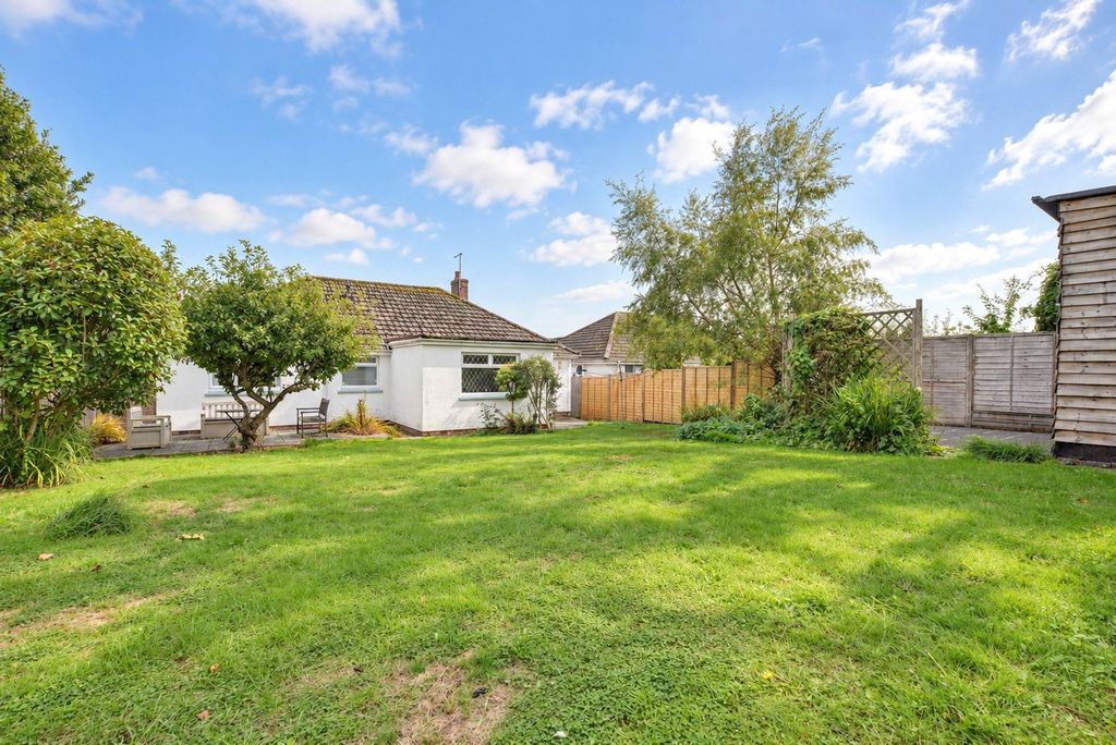 Property photo 1 of 12 Picture No. 05