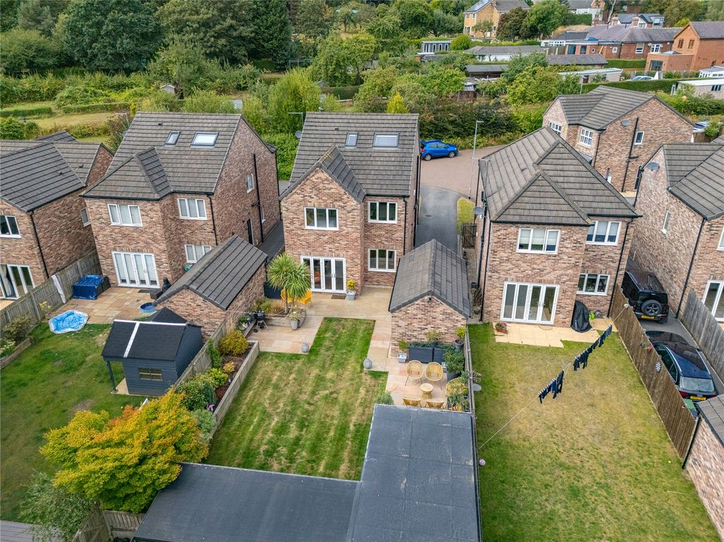 Property photo 1 of 34 Picture No. 67