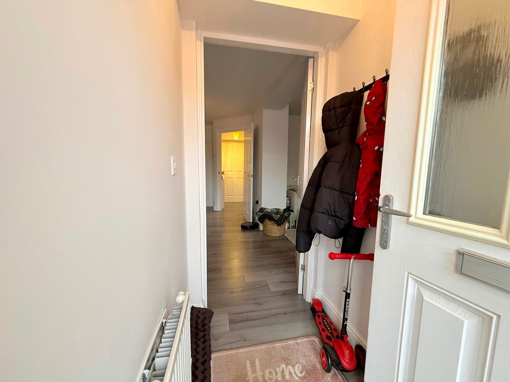 Property photo 3 of 30