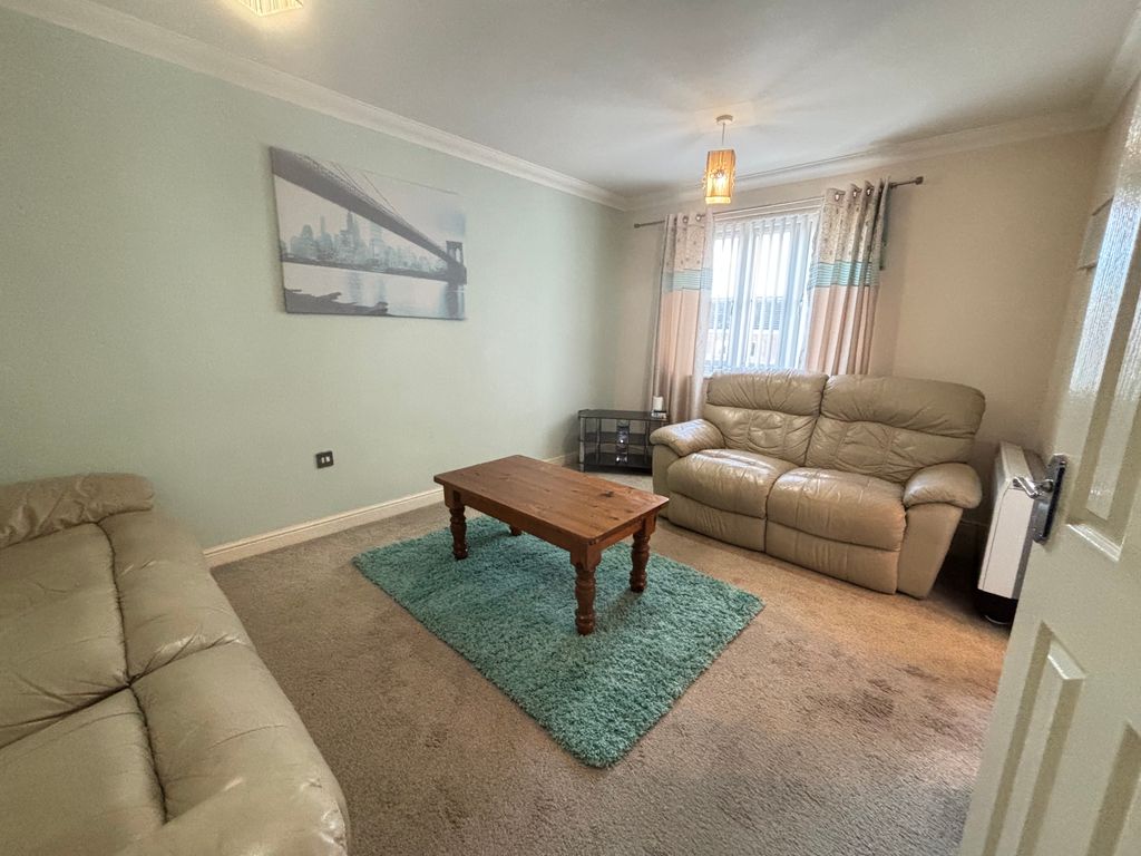 Property photo 3 of 12 Living Room