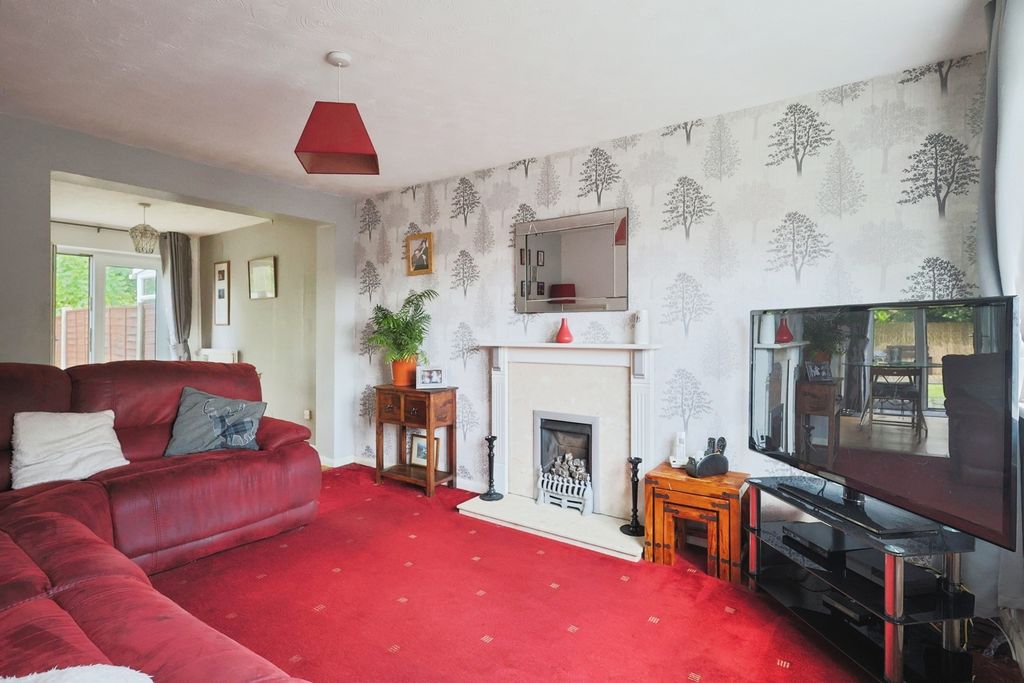 Property photo 2 of 17 Photo
