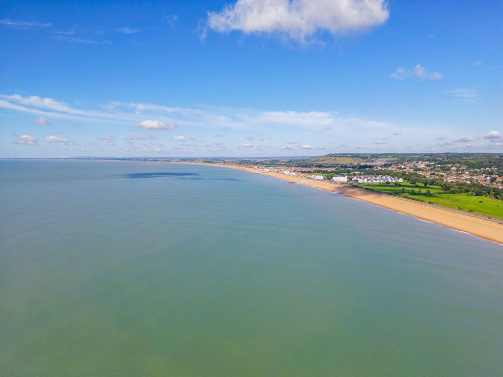 Property photo 3 of 15 Dji_0930.Jpg