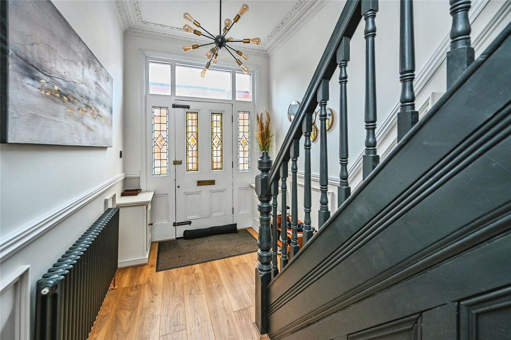 Property photo 3 of 20 Picture No. 22