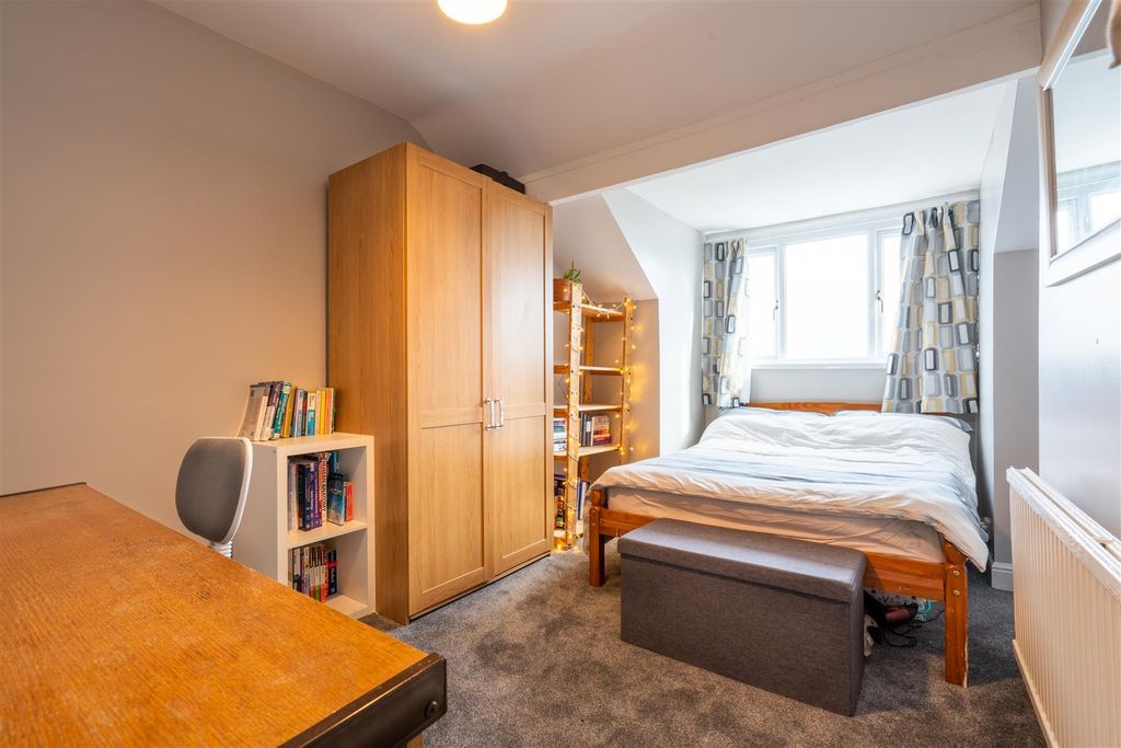 Property photo 1 of 7 Attic Bedroom.Jpg