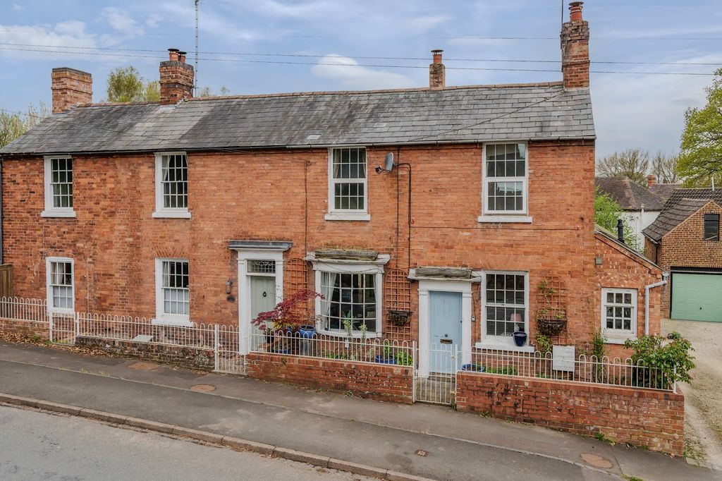 Property photo 1 of 18