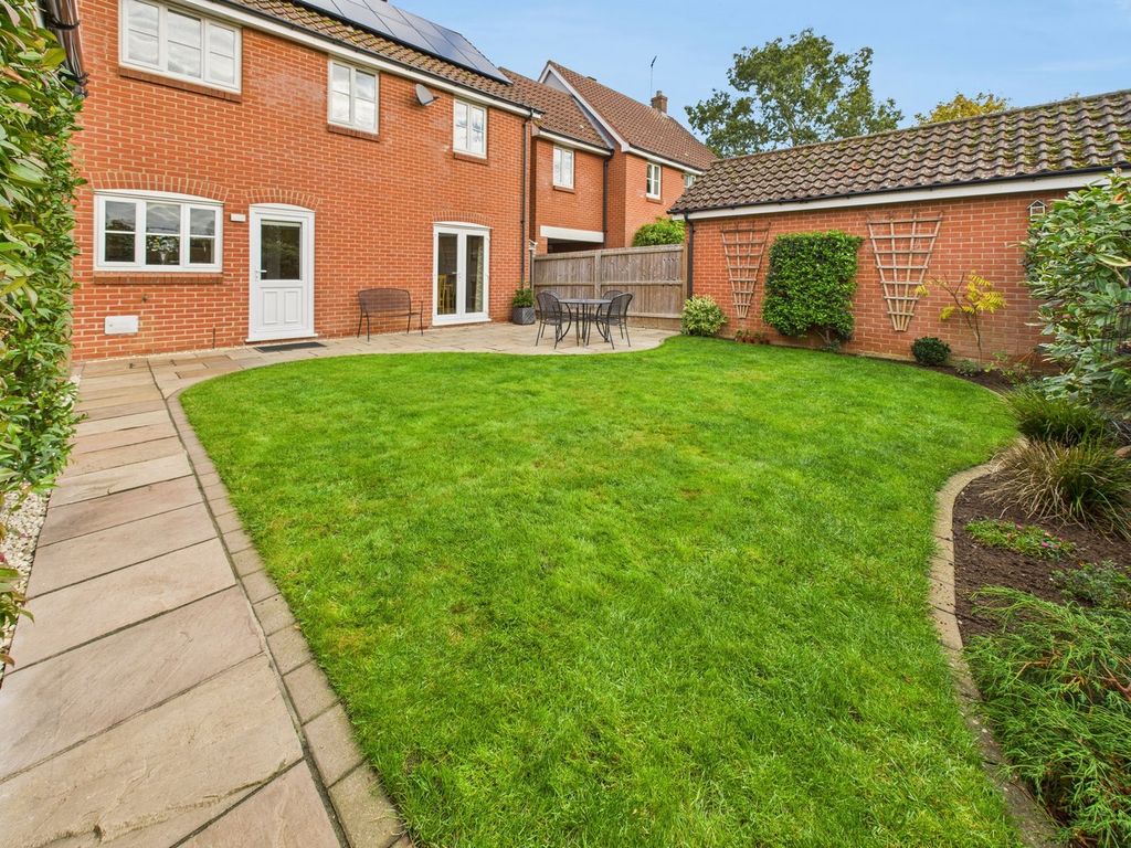 Property photo 2 of 24