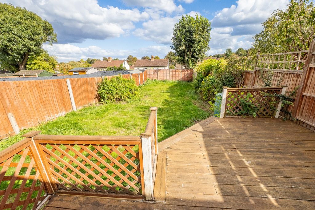 Property photo 3 of 17 Picture No. 32
