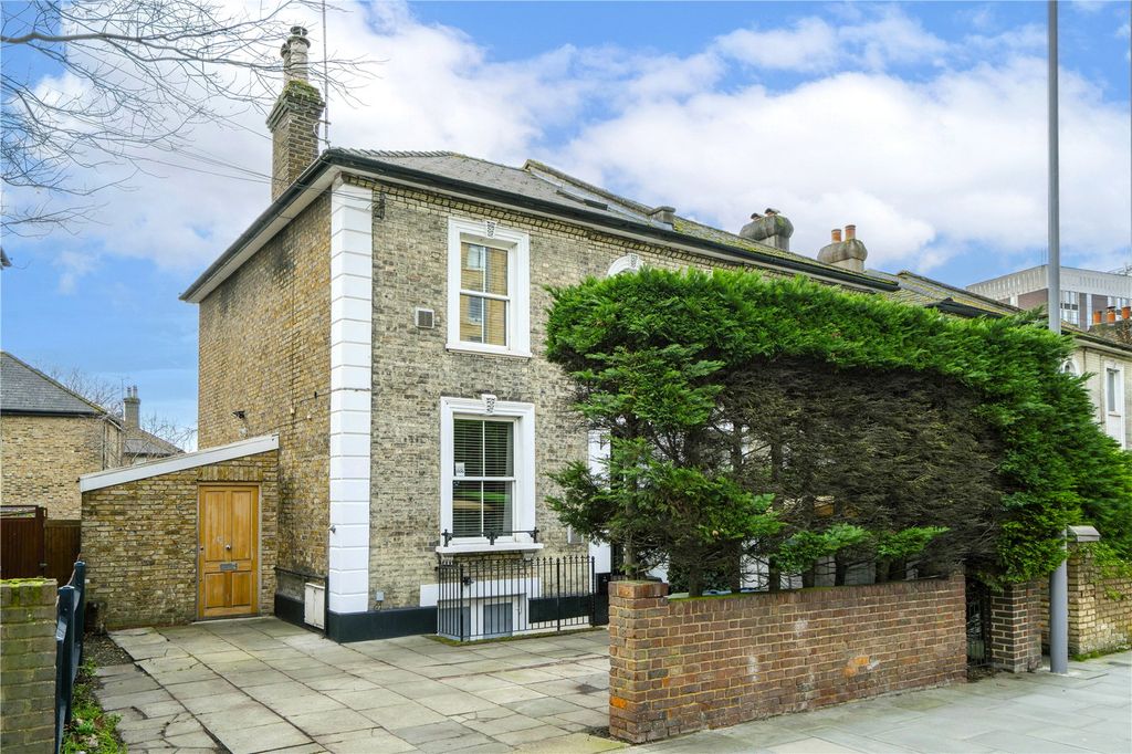 Property photo 3 of 27 Picture No. 04