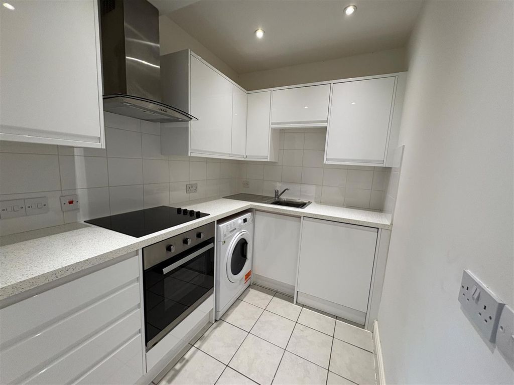 Property photo 1 of 4