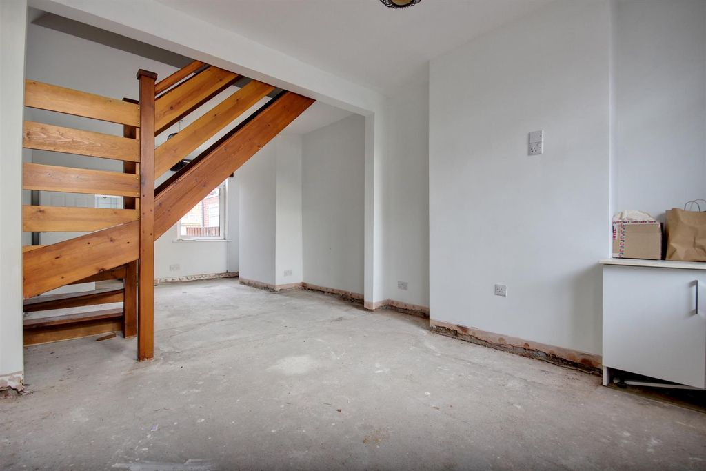 Property photo 3 of 12 Flemingate (1).Jpg