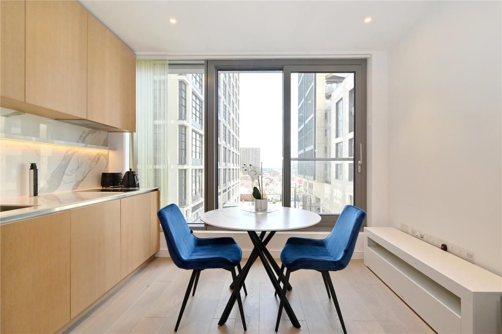 Property photo 3 of 12 48994_Cnl210059_L_Img_02_0000.Jpeg