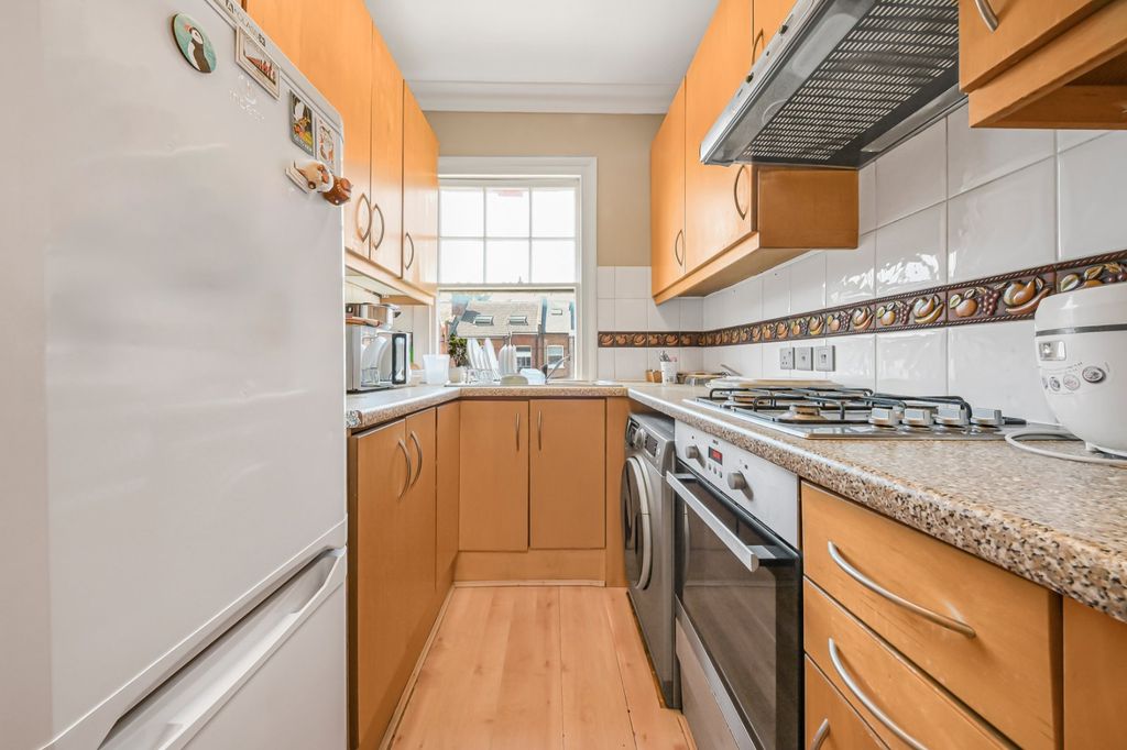 Property photo 3 of 13