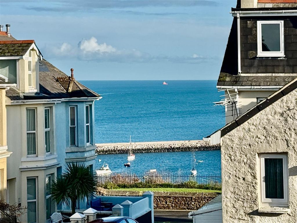 Property photo 2 of 18 View From Front.Jpg