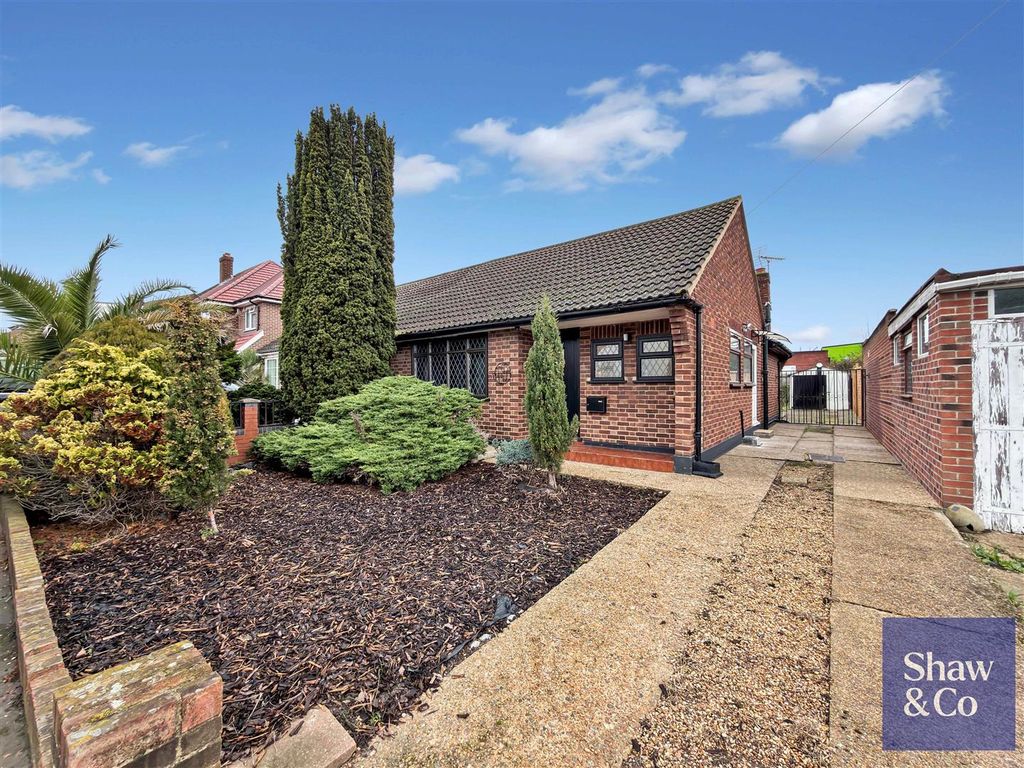 Property photo 2 of 11 Front.Jpeg