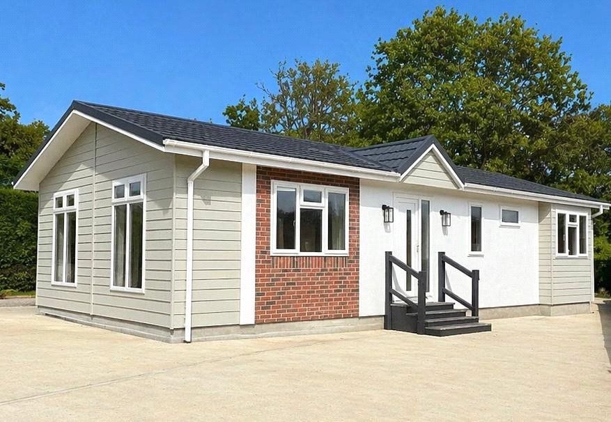 Property photo 1 of 28 Picture No. 01