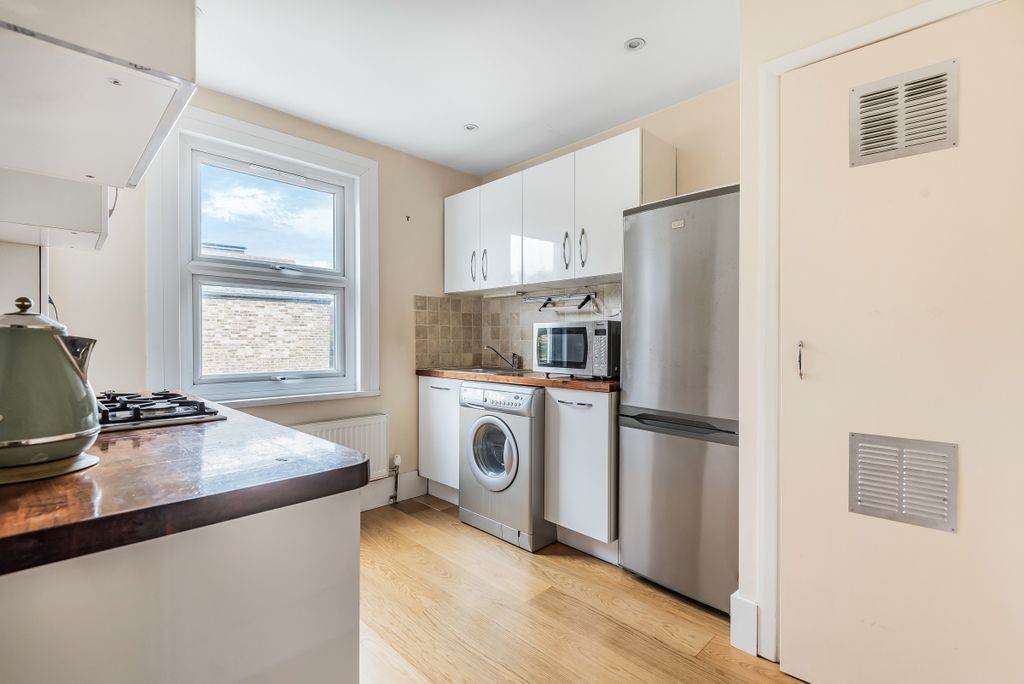 Property photo 2 of 6 654093 (4)