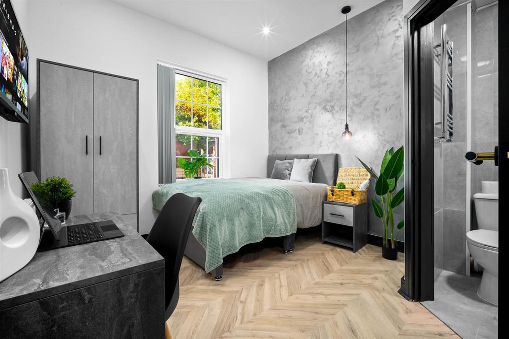 Property photo 1 of 13 2024-05-08-Dosanjh-Property-Management-1-025.Jpg