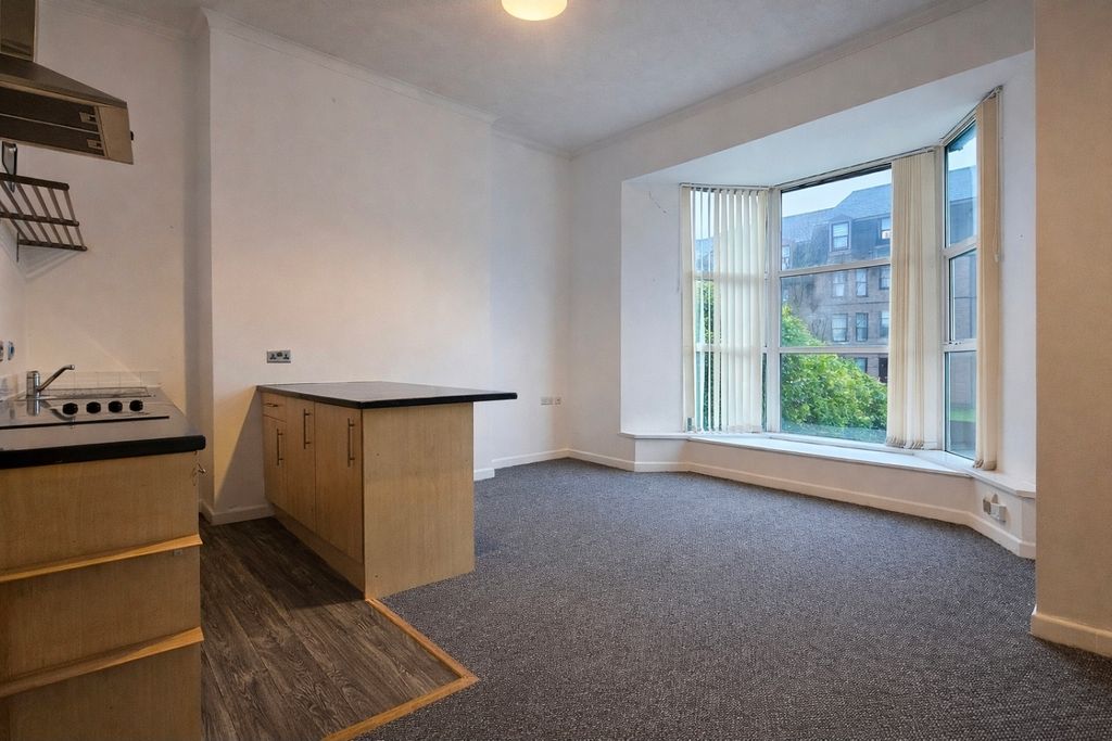 Property photo 3 of 6 Open Plan Living