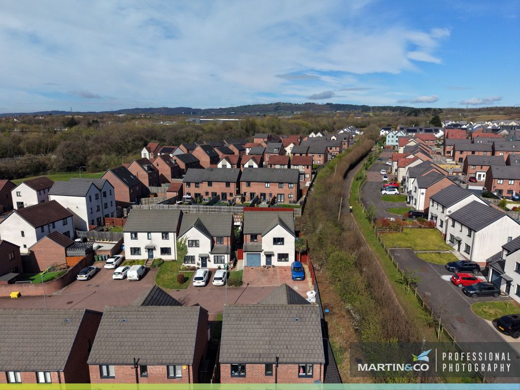 Property photo 2 of 38