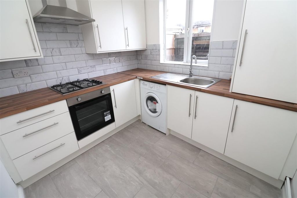 Property photo 2 of 10 Img_0202.Jpg