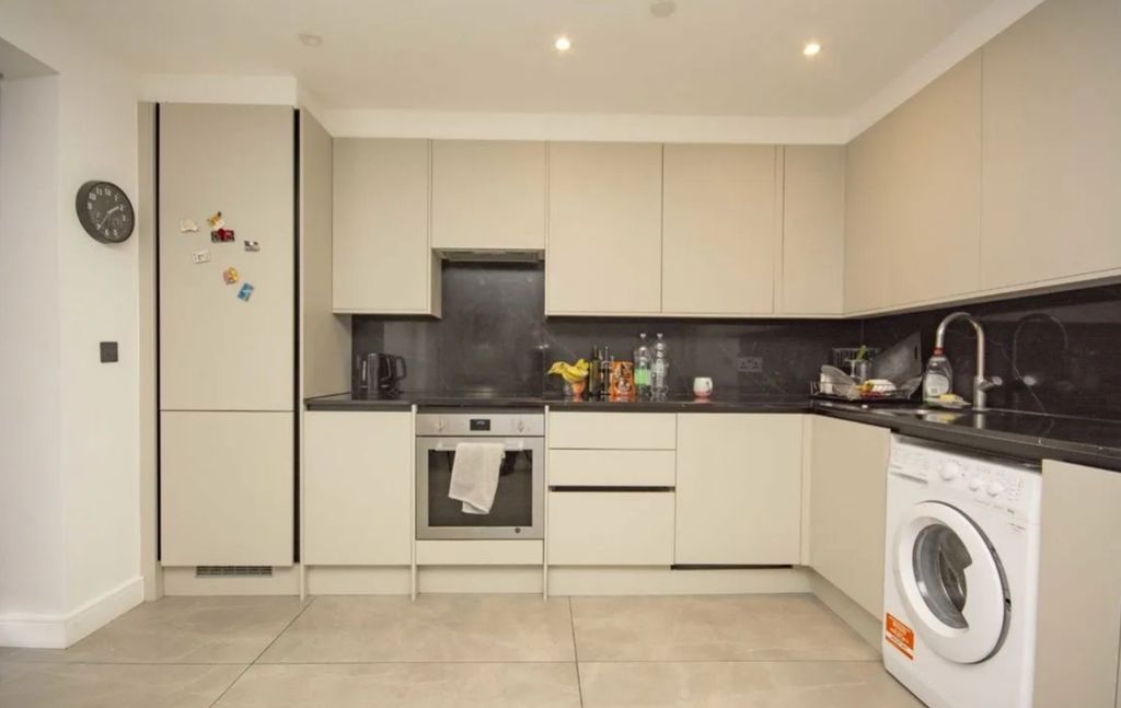 Property photo 3 of 6 Screenshot_5-11-2025_94141_Www.Zoopla.Co.uk