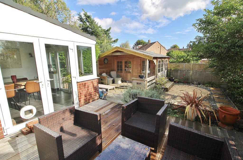 Property photo 2 of 17