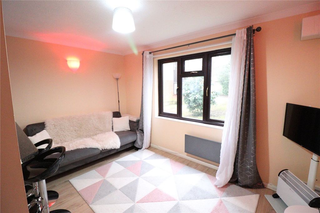 Property photo 1 of 5 Picture No. 04