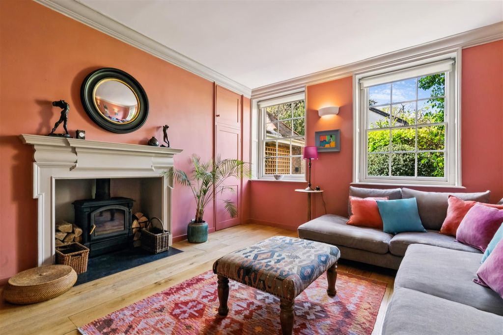 Additional image 11 of 7 bed detached house for saleUpper Butts TW8