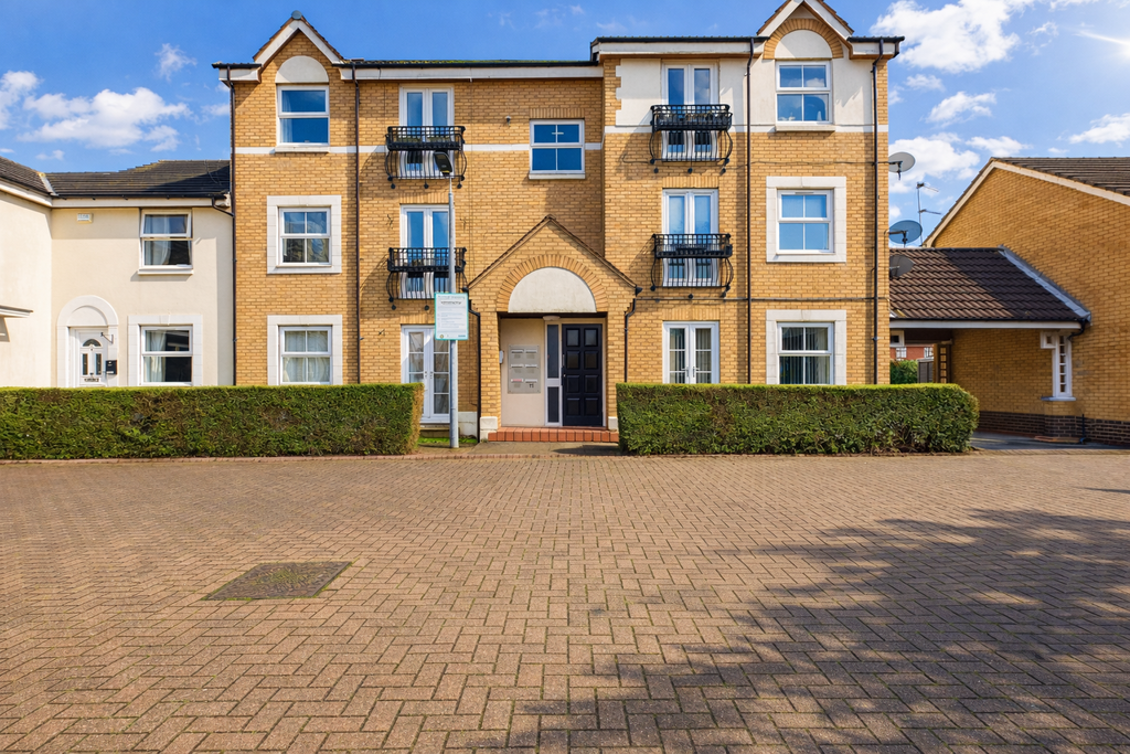 Property photo 1 of 12