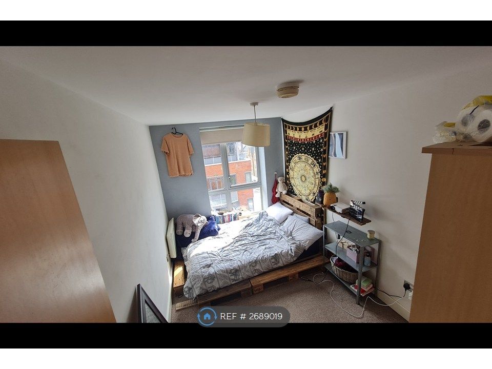 Property photo 3 of 8 Bedroom 2