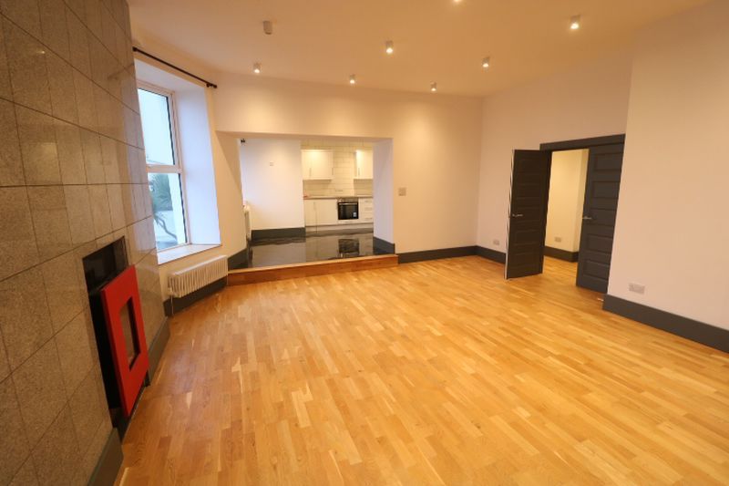 Property photo 3 of 28 Photo 3