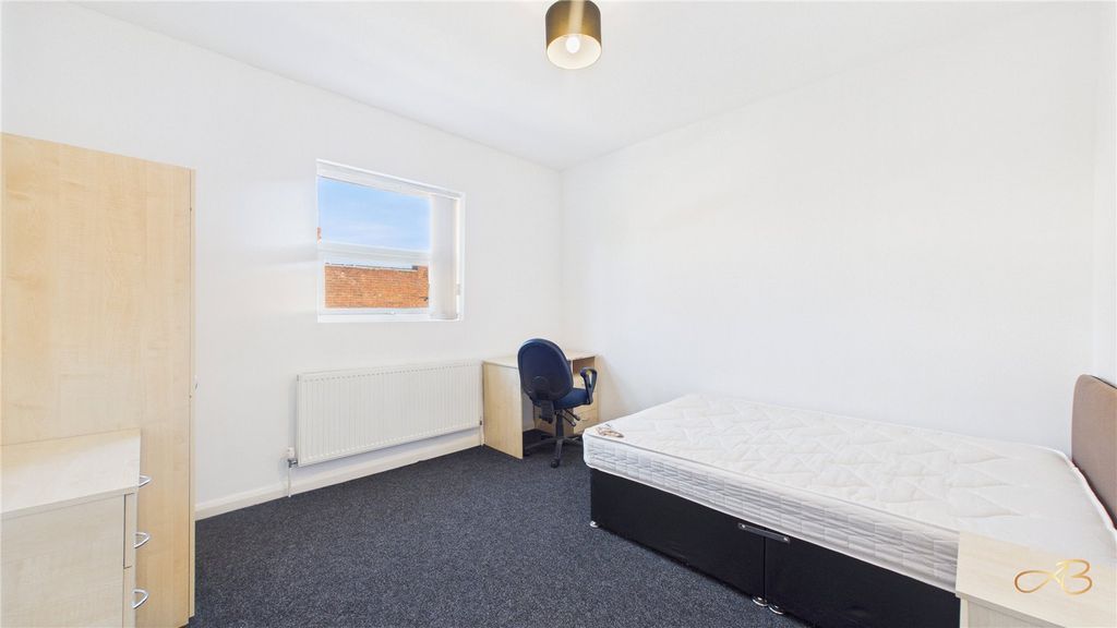 Property photo 1 of 4 Picture No. 08