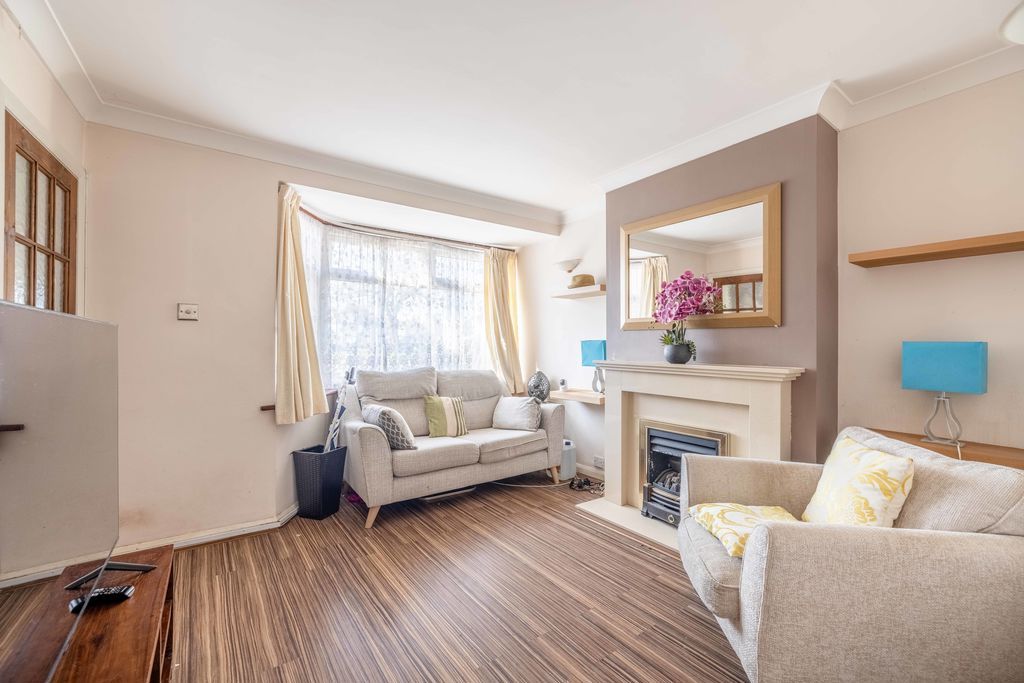 Property photo 2 of 9 Photo 8