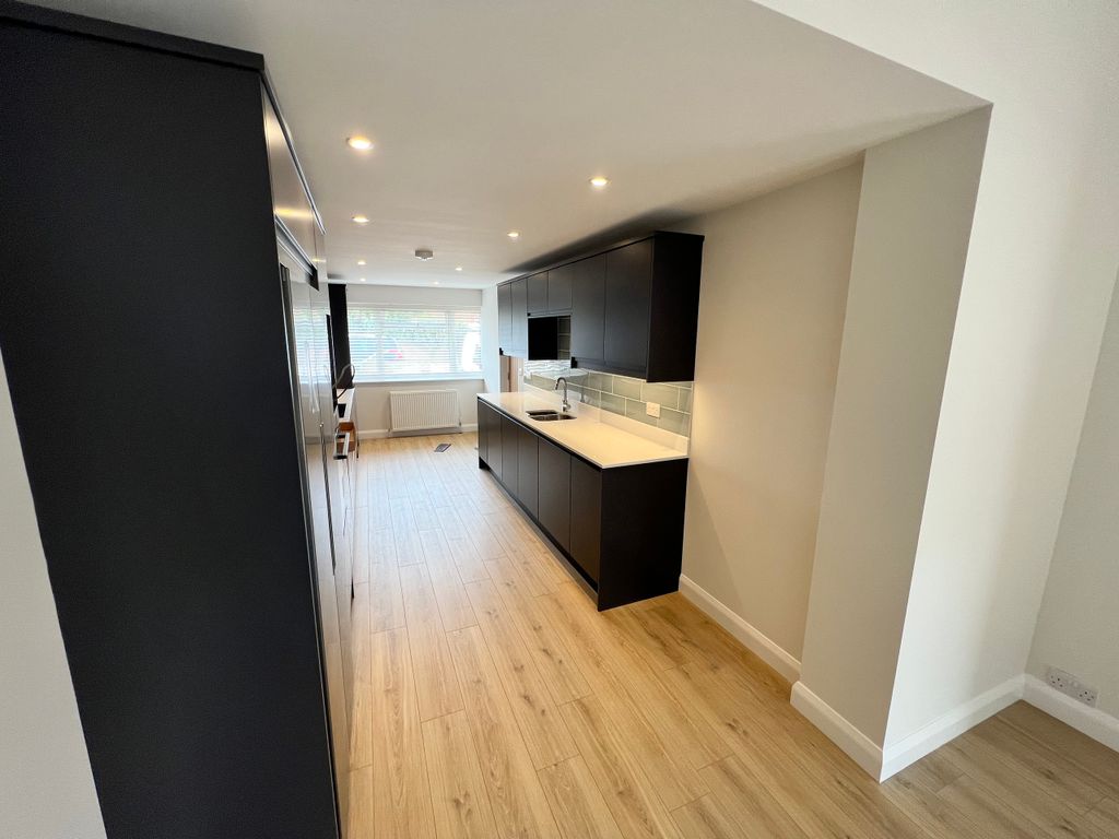 Property photo 2 of 11 Img_2277
